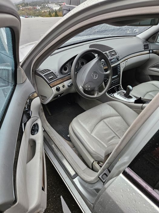 Mercedes-Benz E 320 CDi Avantgarde W211 de 2004 para peças