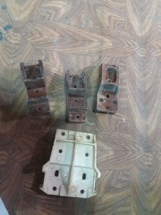 Продам на КТ6023. КТ6033 зап.части.