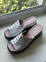 Жіночі босоніжки сабо