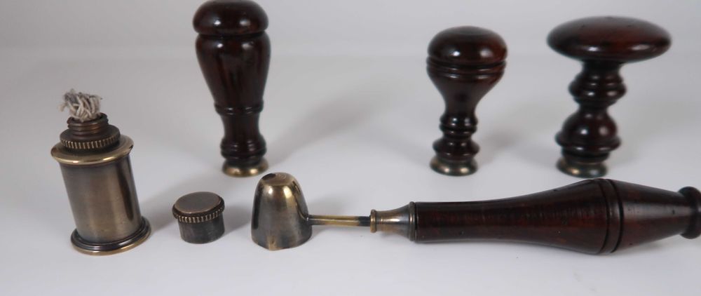 Conjunto antigo sinetes e acessórios lacre de cartas