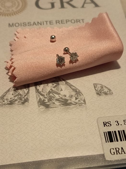 Kolczyki / kolczyk z moissanitem 0.2 ct 3.5mm srebro 925