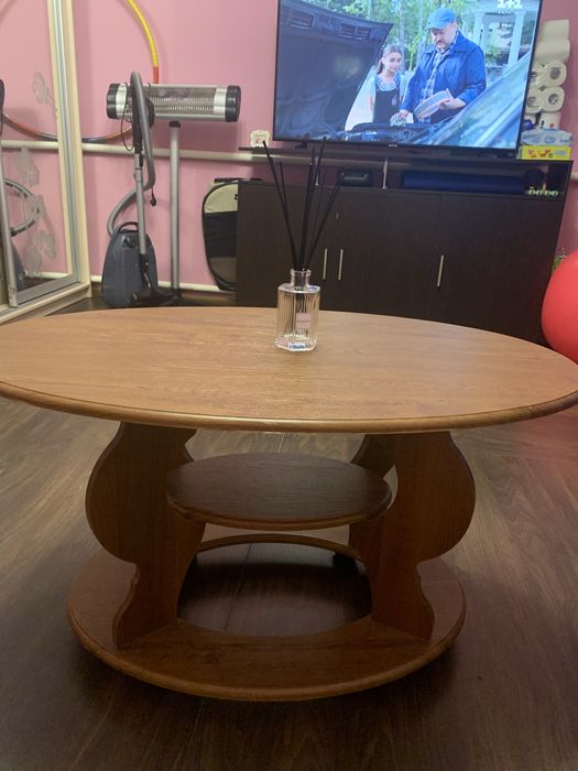 Продам журнальний столик