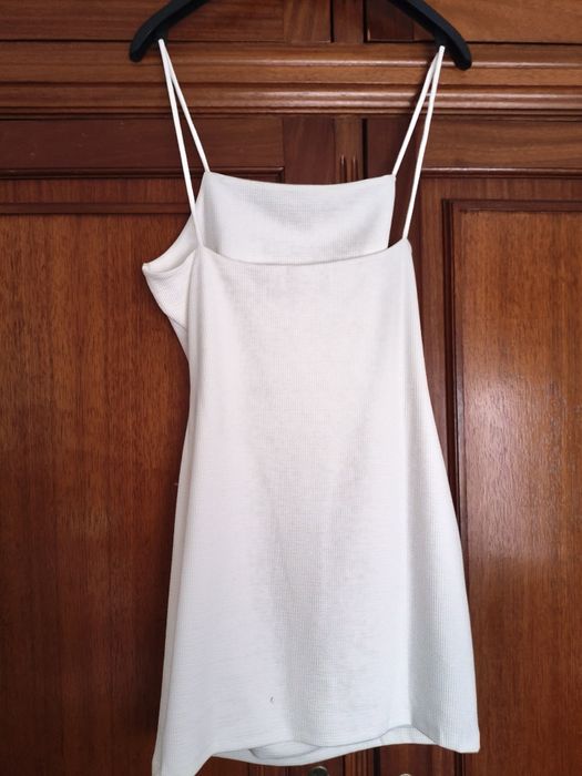 Vestido de malha de alças Mango tamanho L