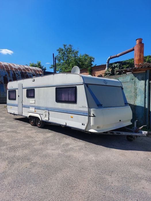 Караван  кемпінги, прицеп дача  будинок на колесах
