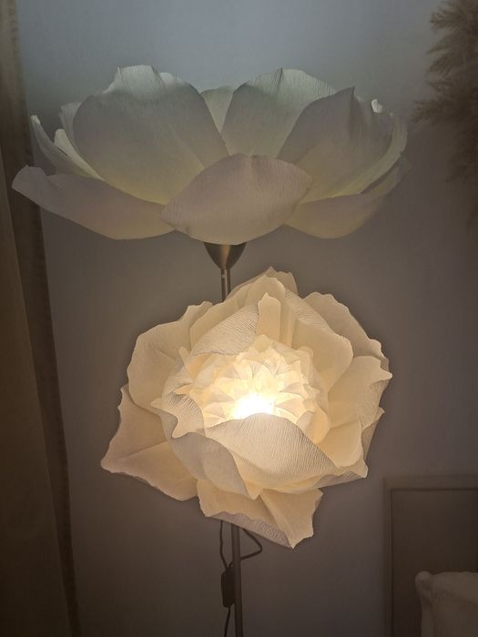 Lampa podłogowa dwukwiatowa