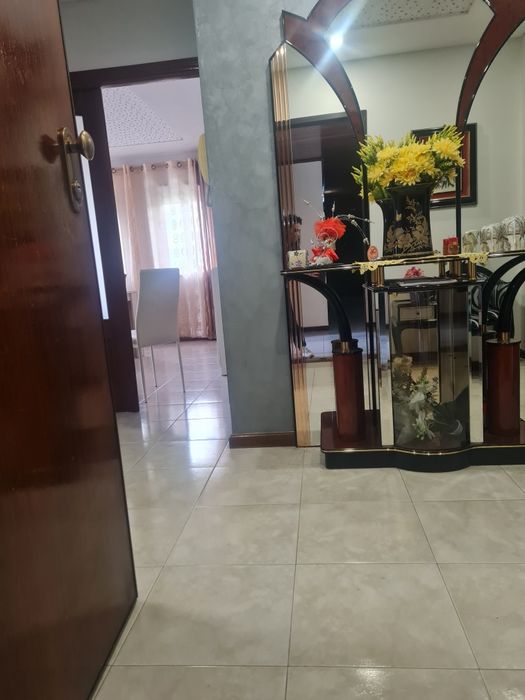 T3 com terraço e garagem box em valongo