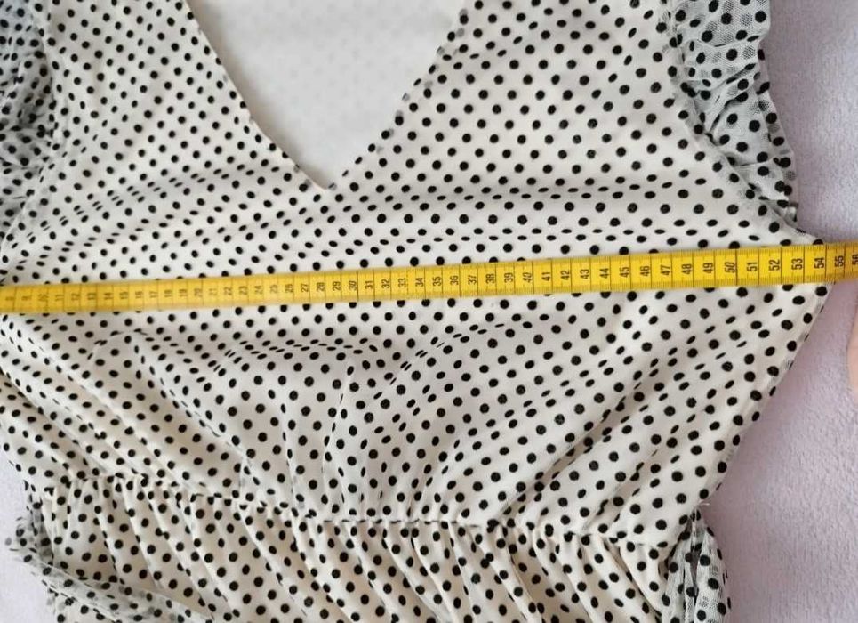 Ładna nowa sukienka