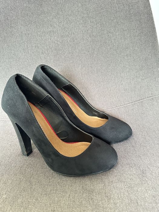 Жіночі туфлі