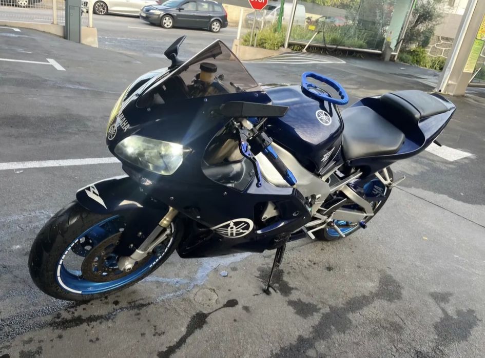 Yamaha YZF  R1 impecável