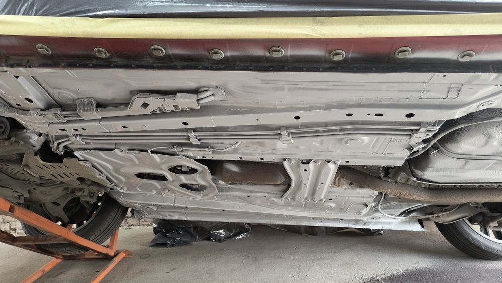 Blacharstwo, konserwacja  podwozi.