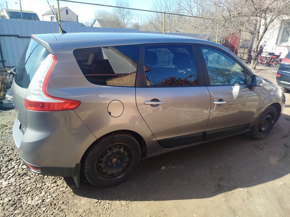 Рено гранд сценік 3