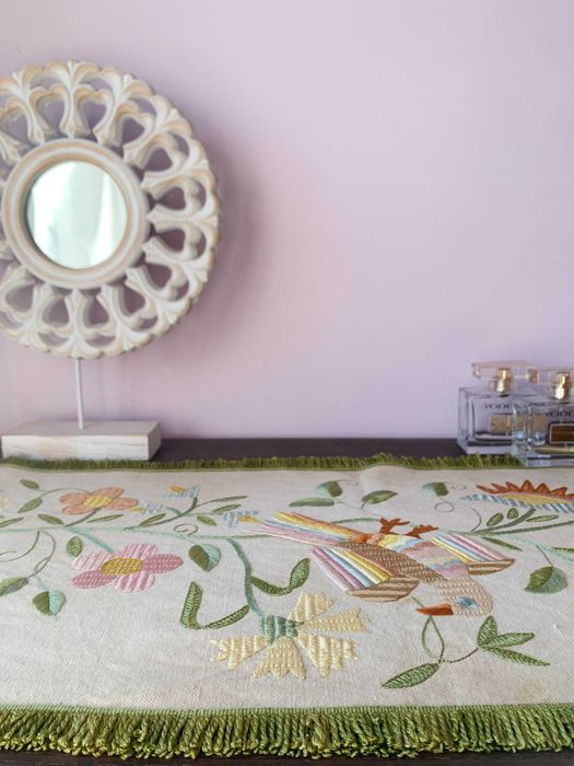 Naperon longo em bordado de Castelo Branco