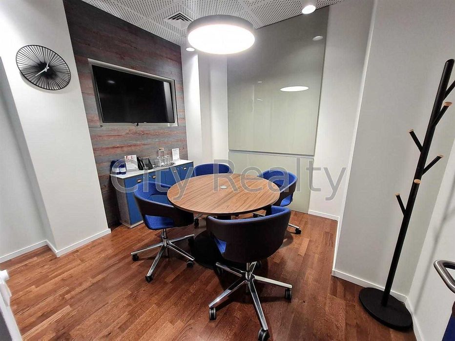 Офіс 50 м.кв. пр-т Берестейський 53 Солом'янський Генератор Меблі Без%