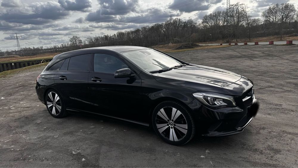 Mercedes-Benz CLA 180