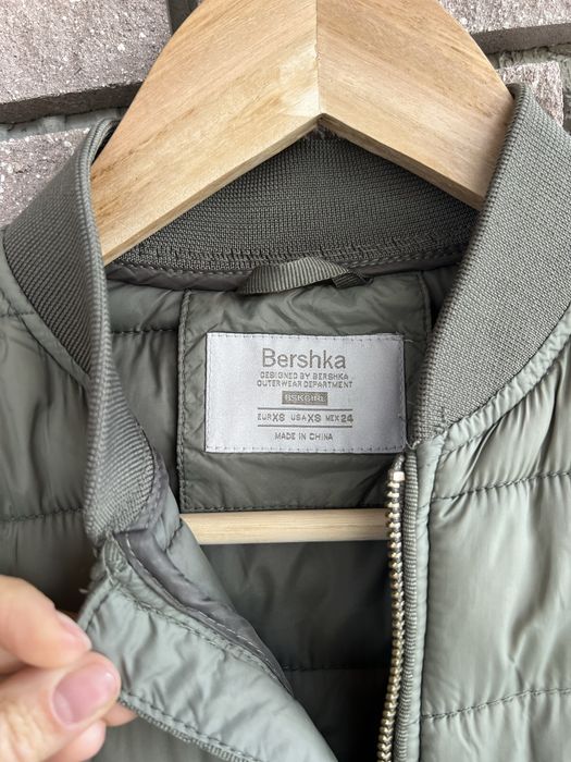 Весняна-осіння куртка розміру xs, кольору хакі, куртка жіноча на весну