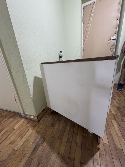 Стіл розкладний білий