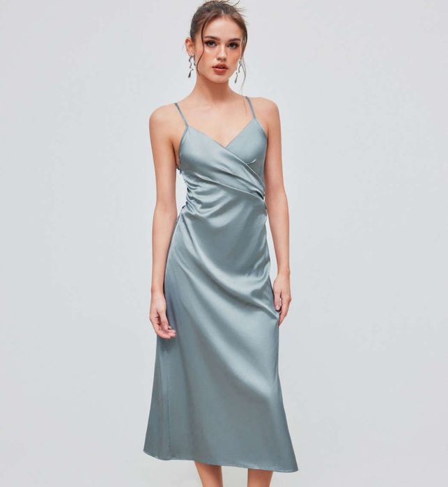 Pakiet outlet mix odzieży mix rozmiarów 20 szt nowe sukienki