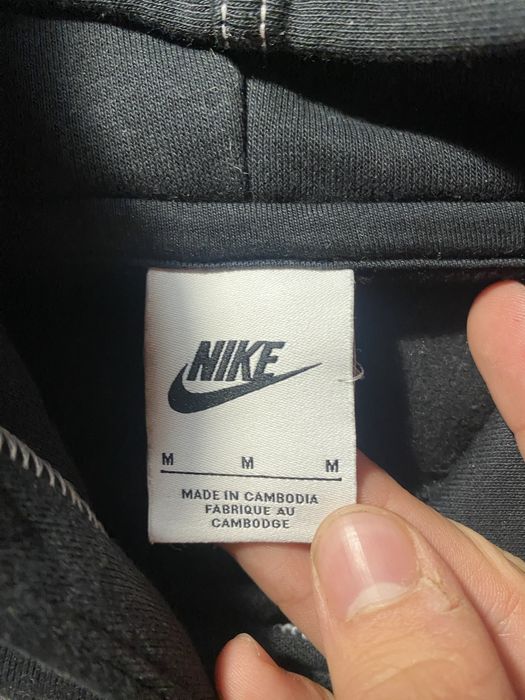 Czarna bluza nike