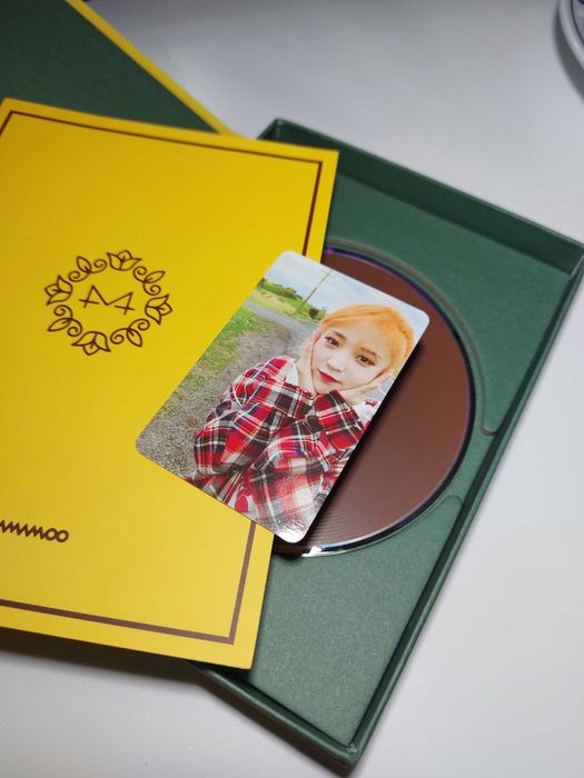 MAMAMOO Yellow Flower Album