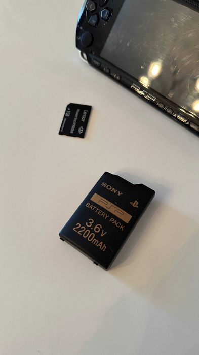 Sony PSP 1000 Desbloqueada + Carregador + Cartão Memória