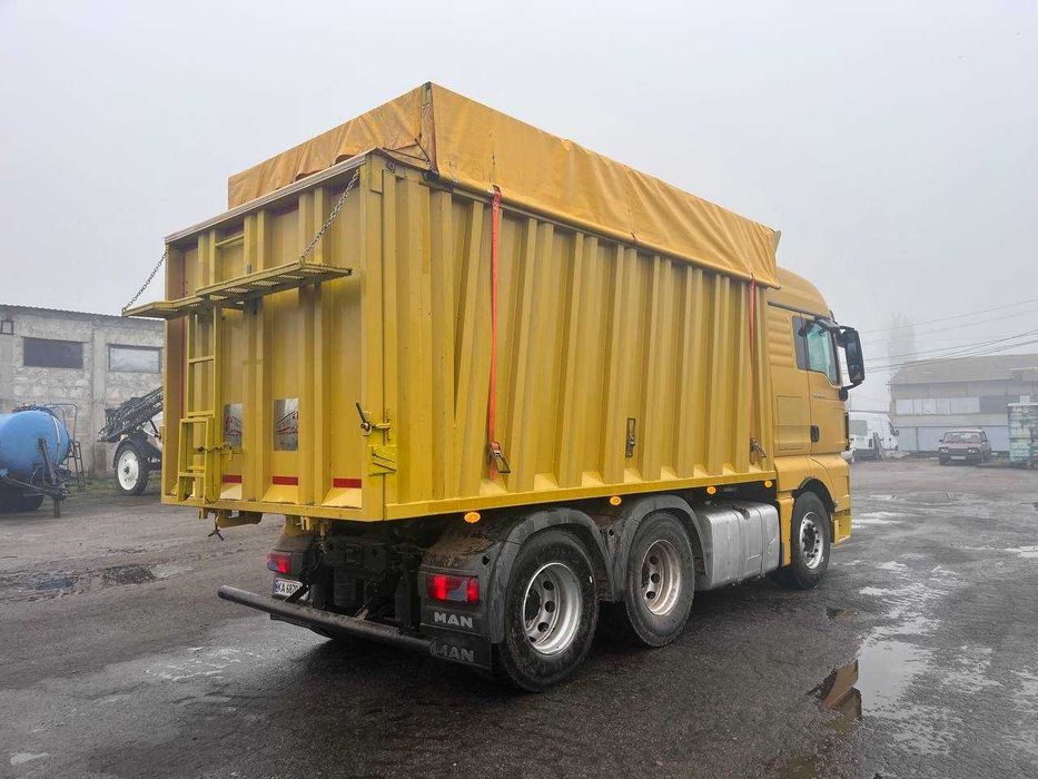Самосвал MAN TGX 26.540