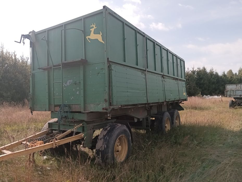 Przyczepa rolnicza wywrotka