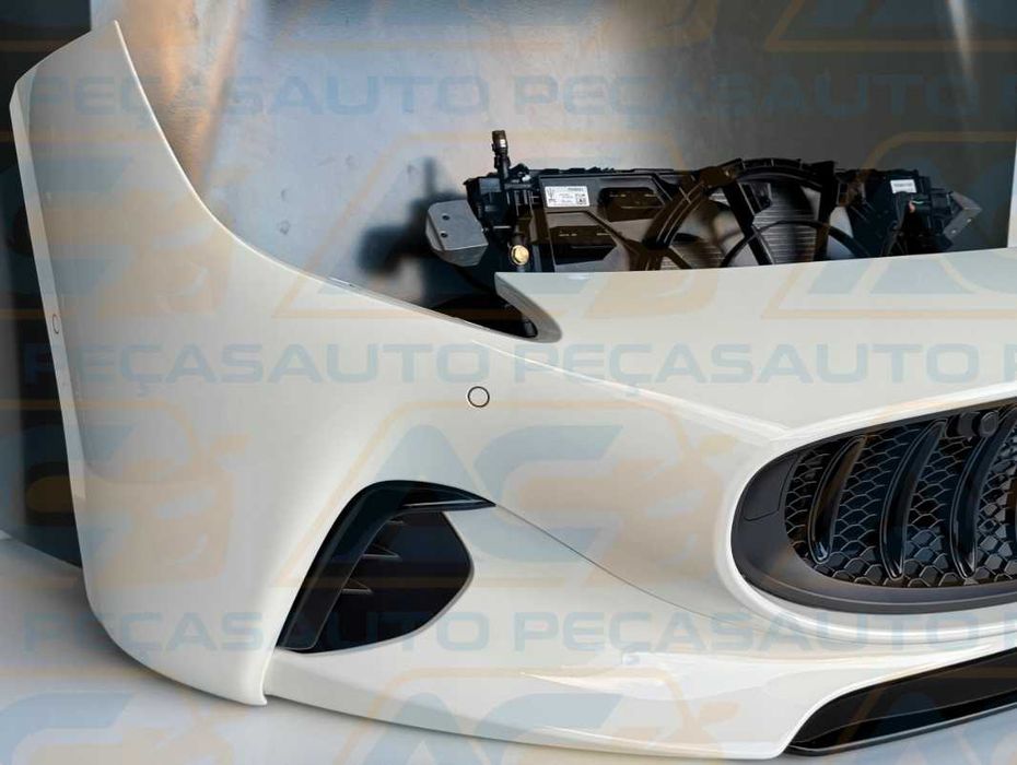 MASERATI GRANTURISMO  Frente Completa 2 0 2 3 - 2 0 2 5