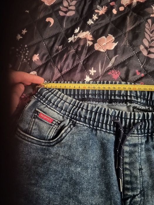 Sprzedam spodnie 28 rezerwacja