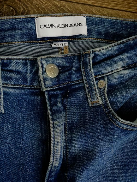 Damskie jeansy Calvin Klein 26/32 skinny