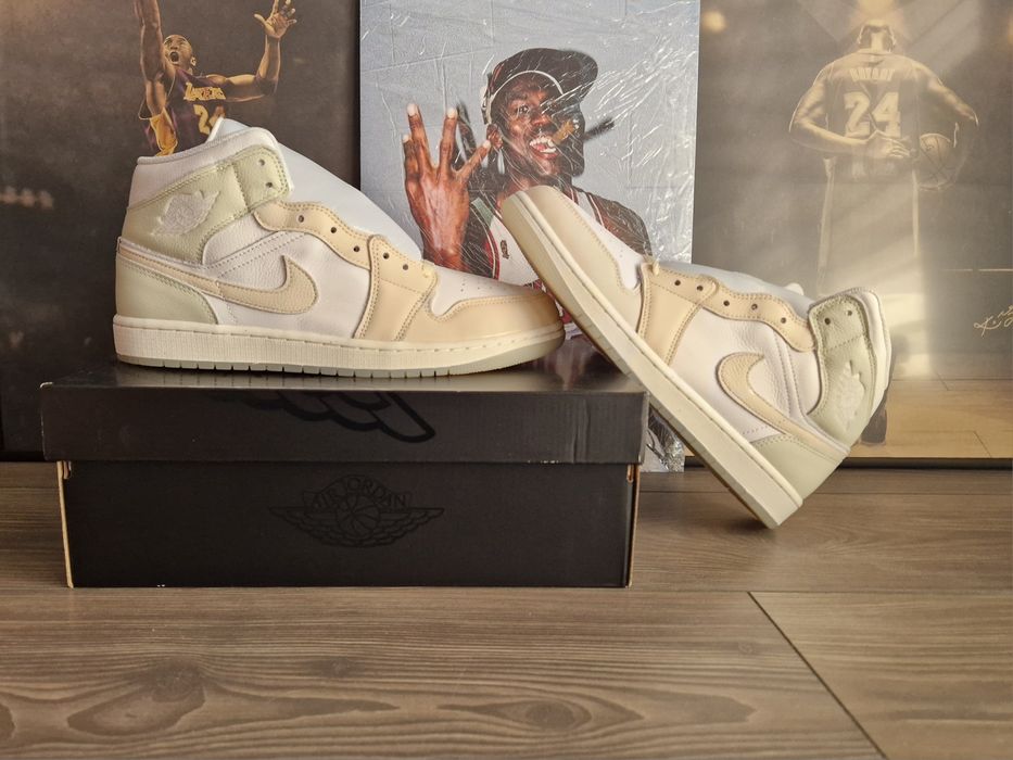 Air Jordan 1 Mid roz. 45,5