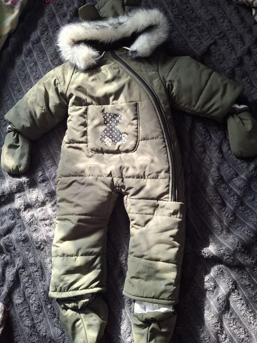 Продам зимовий комбінезон 80р