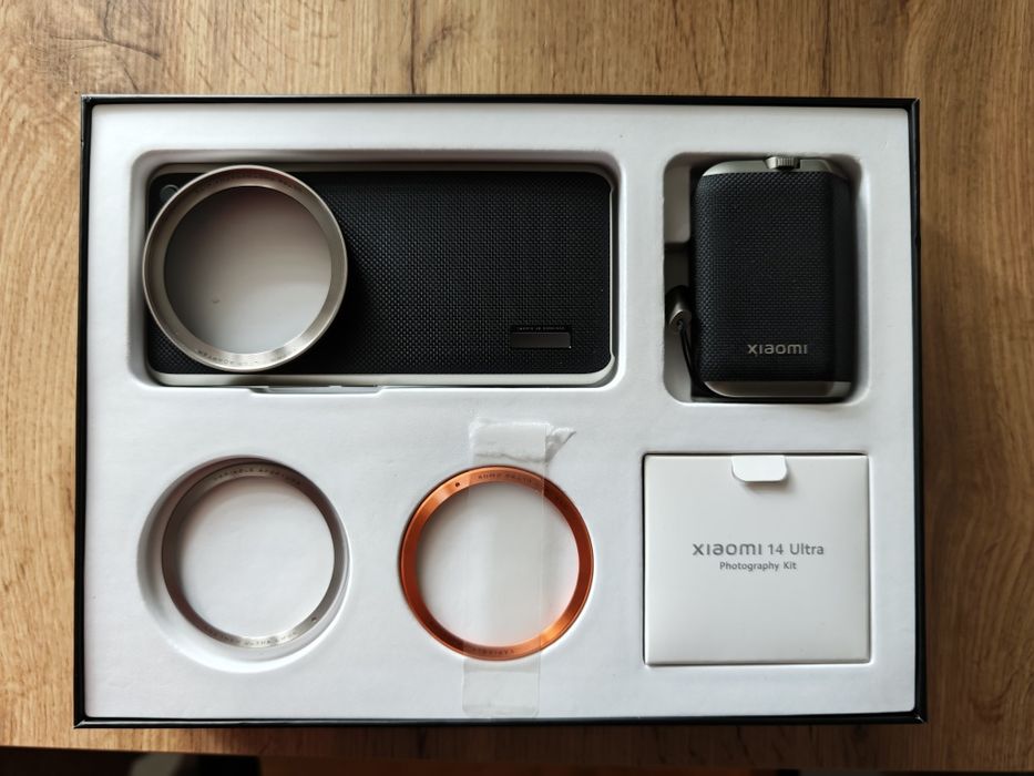 przystawką Xiaomi 14 ultra