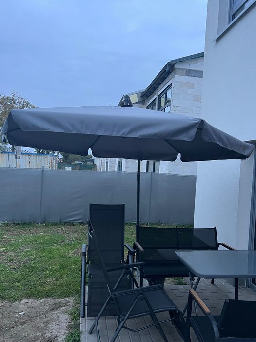 Parasol ogrodowy