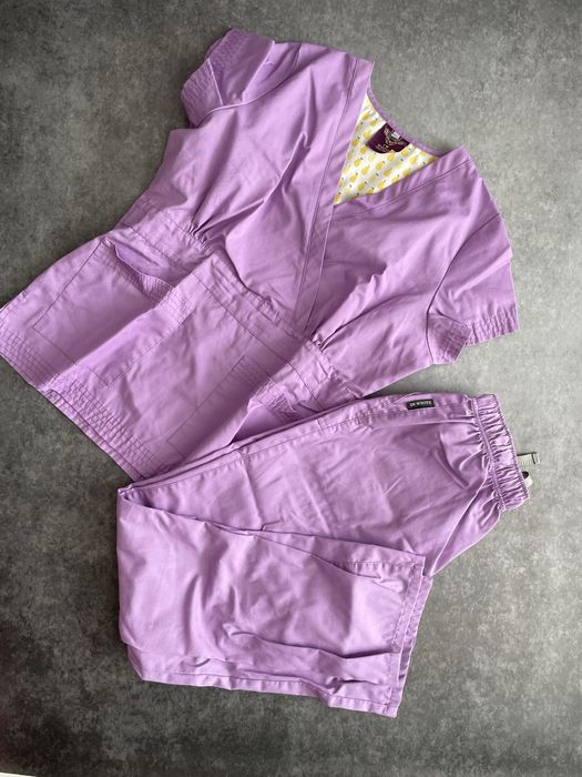 Медичний костюм 48