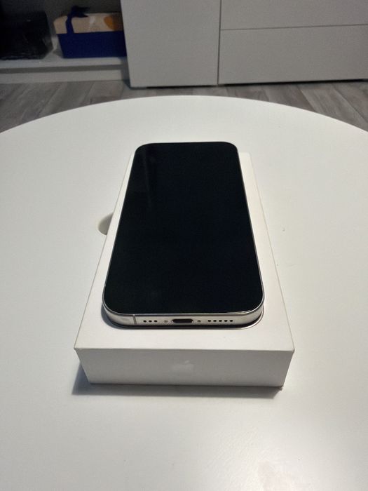 Iphone 15 Pro Biały