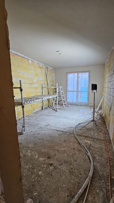 TYNKI MASZYNOWE Gipsowe i Cementowo Wapienne oraz POSADZKI z Mixokreta