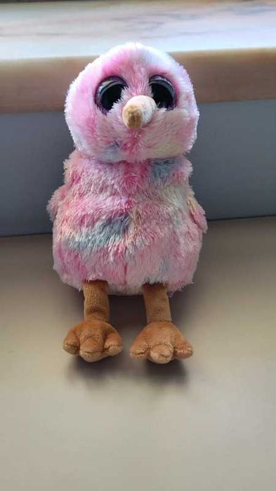 Varios peluches marca Tysilk