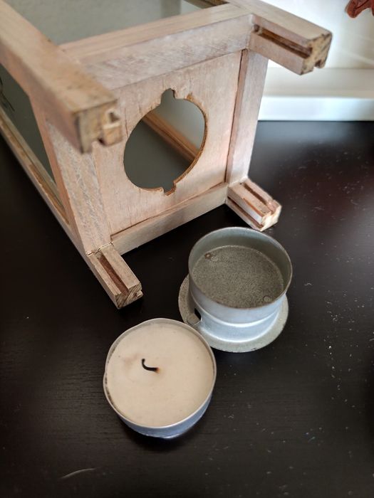 Duas lanternas orientais