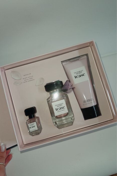 Набір Victoria’s Secret Tease Fragrance Trio оригінал