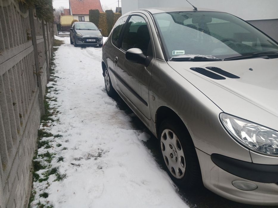 Peugot 206 .silnik 1.4 rok 2004.