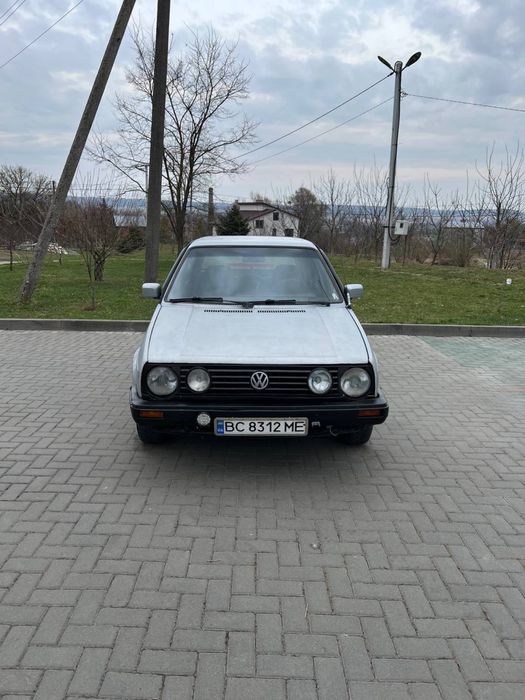 Продам свій гольф 2