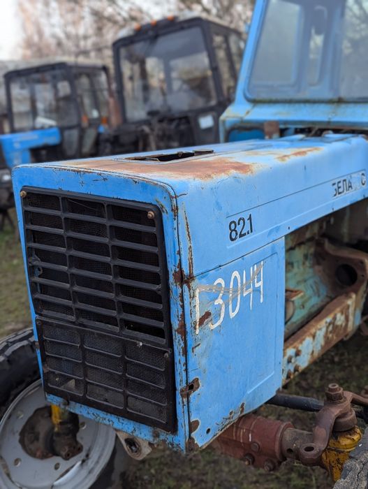 Капот мТз 80/82/82.1 Капот кабіна МТЗ кронштейни МТЗ фари Кріплення