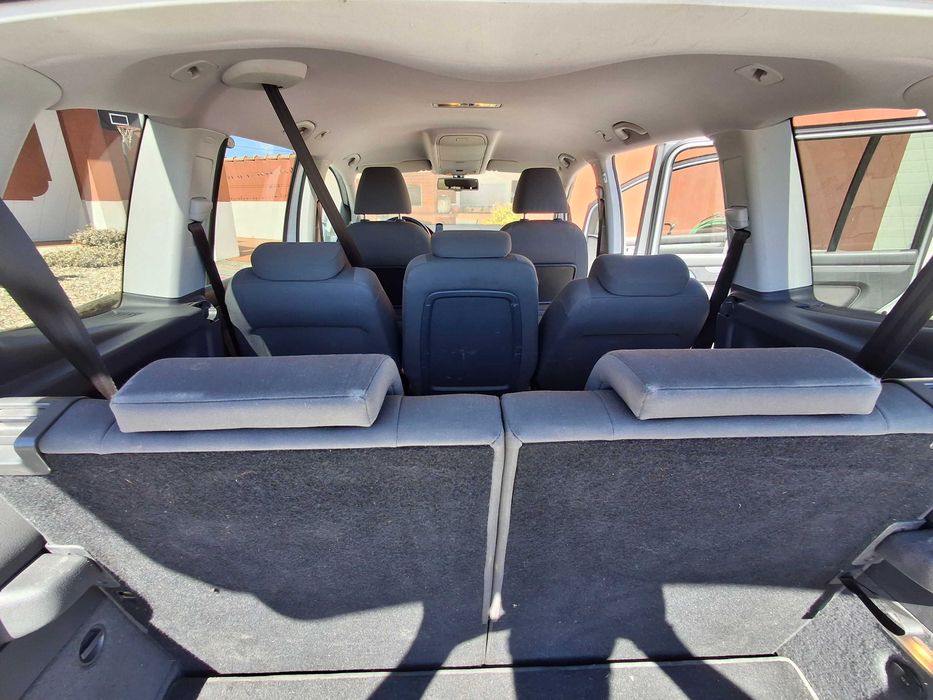 Vendo vw touran impecável