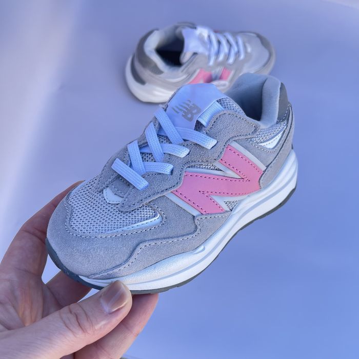 Дитячі кросівки New Ba*lance Junior 5740 Gray Pink р.26-37
