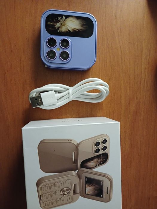 Продам кнопочный телефон