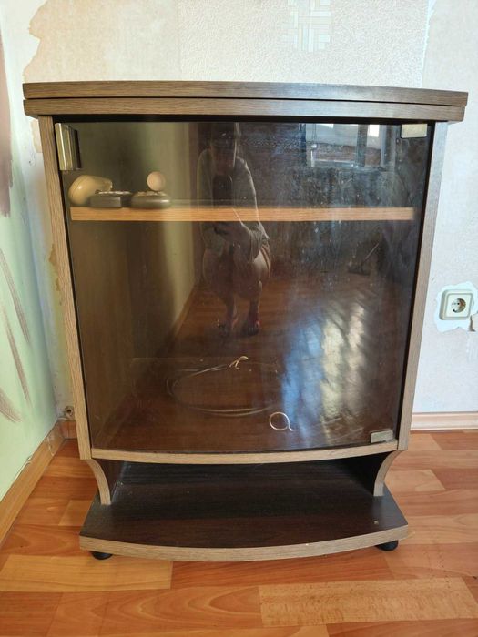 ТЕРМІНОВО! САМОВИВІЗ! Тумба під телевізор в ідеальному стані! Без дефектів!