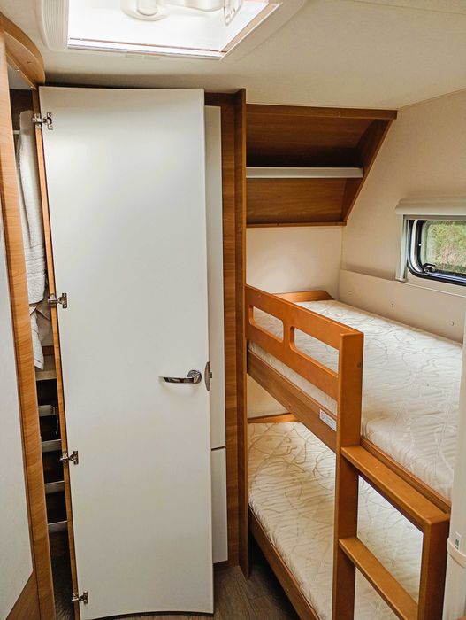 Hobby Caravana 545 KMF – Como Novo (2024)