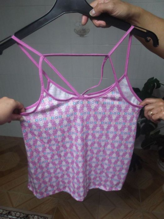 Top novo da Bershka com etiqueta L