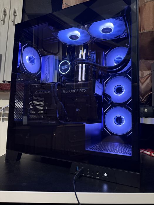 Komputer gamingowy r7 5800x rtx 5070 32GB RAM M2 1TB GWARANCJA