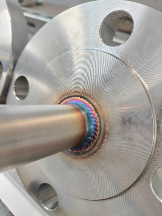 Ścianki loft, barierki, drzwi loftowe, usługi spawalnicze